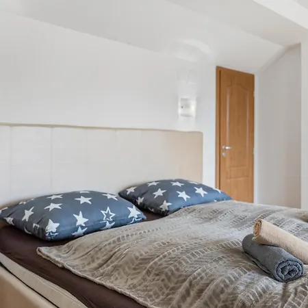 Reunion Luxury Apartment Prague